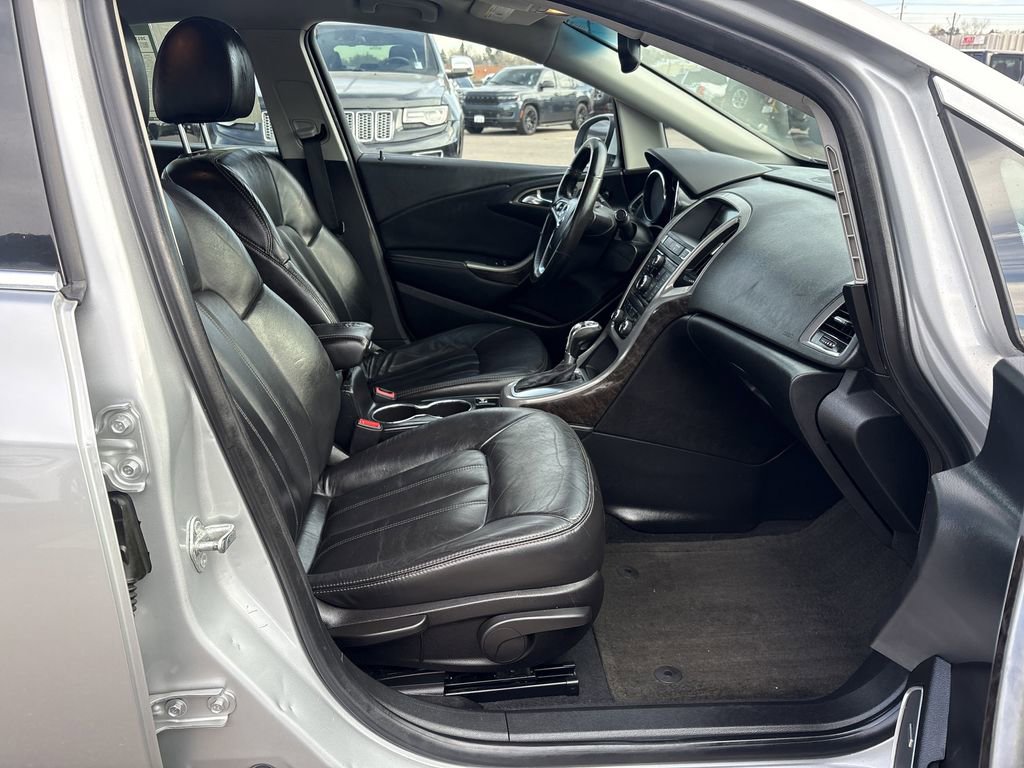 Used 2013 Buick Verano Leather image 27