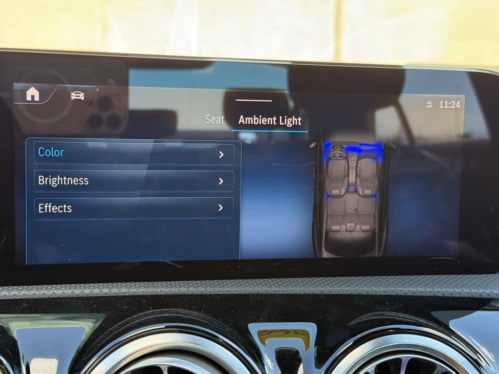 Used 2025 Mercedes-Benz CLA 250 image 13