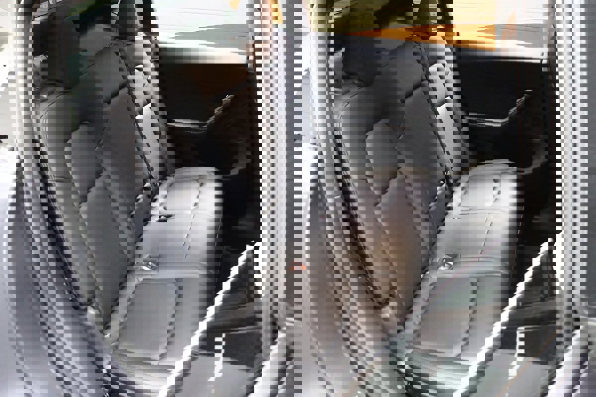 Used 2022 Tesla Model Y Long Range image 56