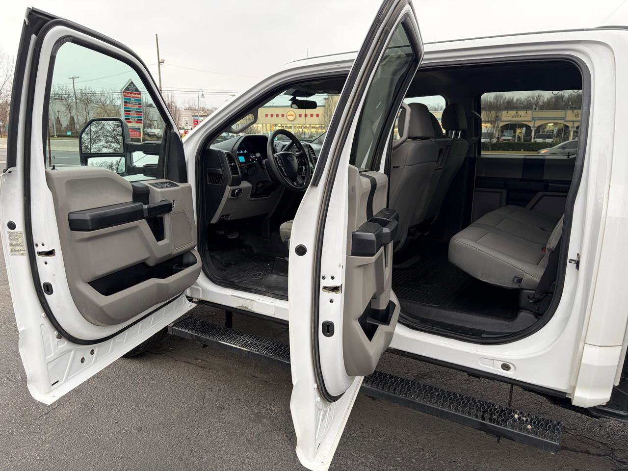 Used 2020 Ford F250 XL w/ Power Equipment Group image 24