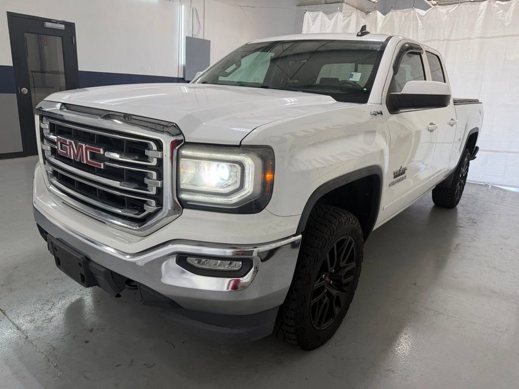 Used 2017 GMC Sierra 1500 SLE w/ SLE Value Package AWD/4WD image 23
