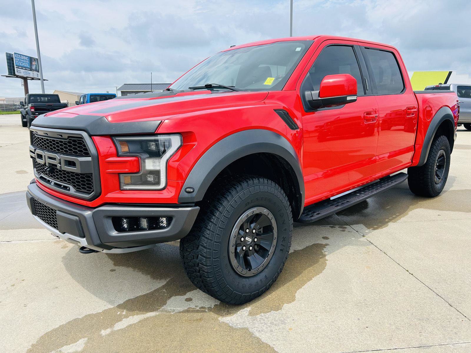 Used 2018 Ford F150 Raptor w/ Equipment Group 802A Luxury AWD/4WD image 36