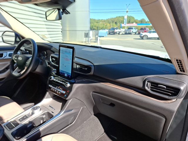 Certified 2023 Ford Explorer Limited w/ Limited Technology Package RWD image 37