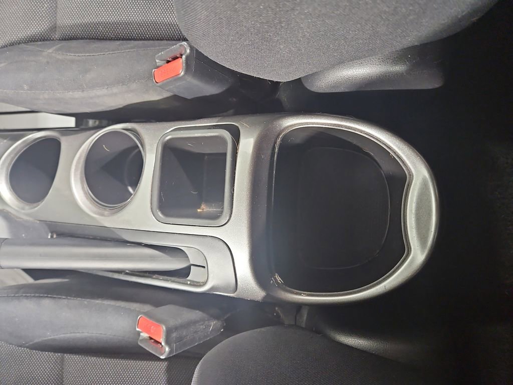 Used 2014 Nissan Juke S FWD image 24