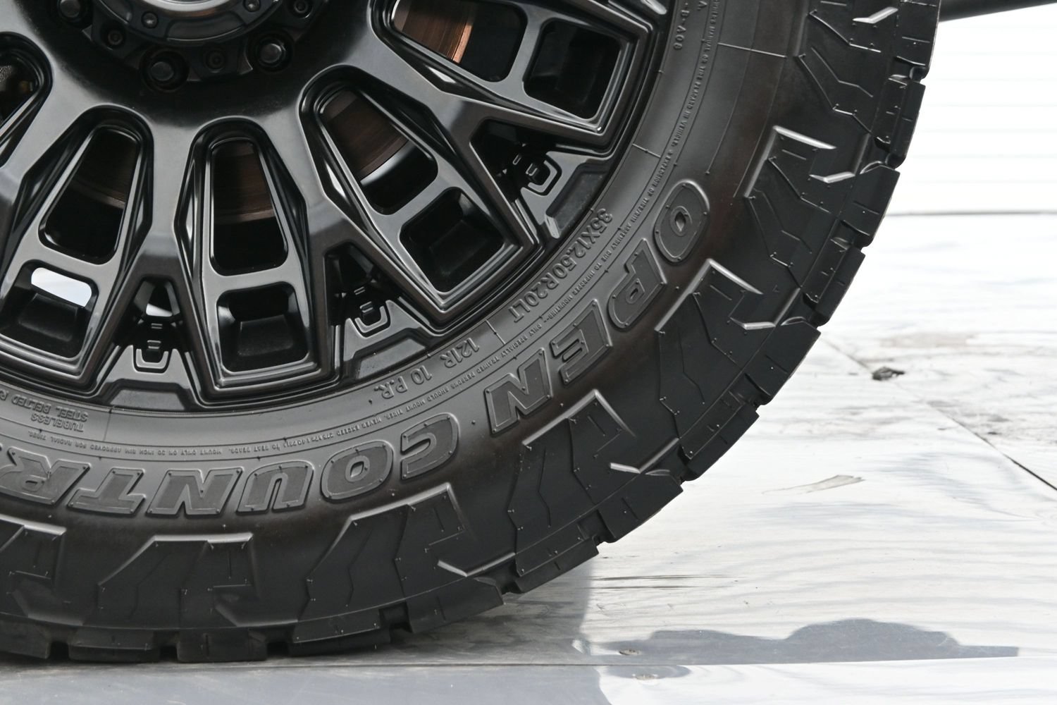 Used 2025 RAM 2500 Laramie w/ Night Edition AWD/4WD image 42