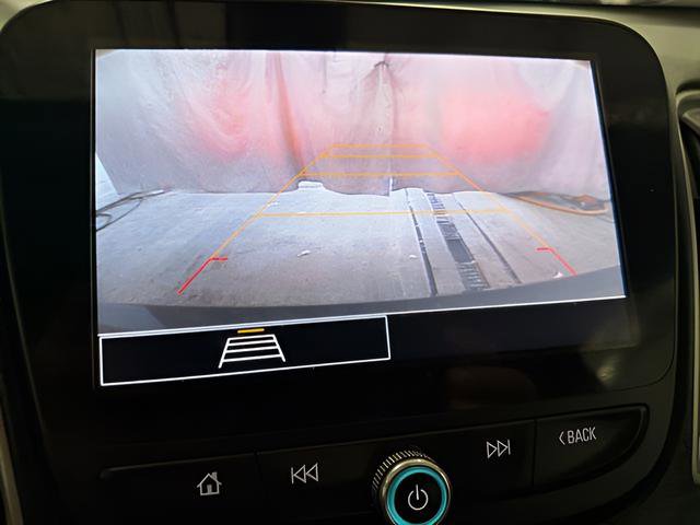 Used 2022 Chevrolet Malibu LT FWD image 21
