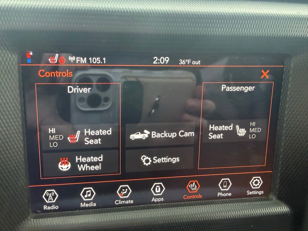 Used 2022 Jeep Gladiator Willys image 21