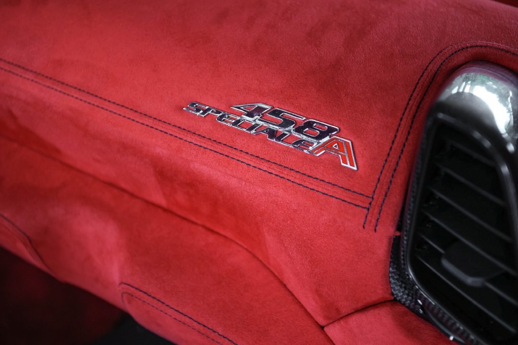 Used 2015 Ferrari 458 Speciale A RWD image 53