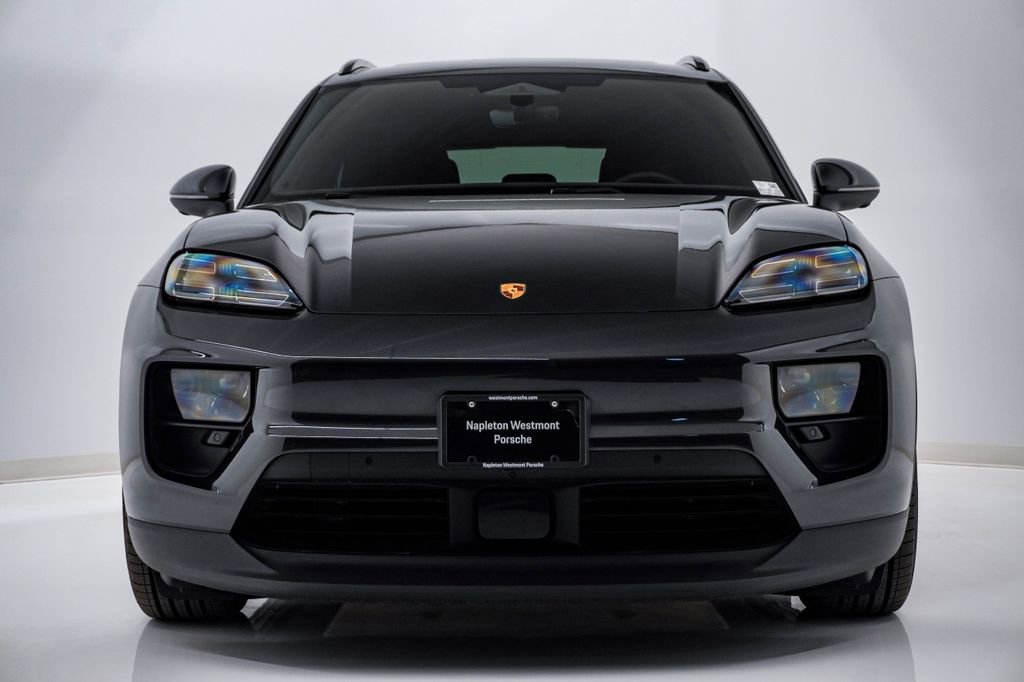 Certified 2025 Porsche Macan 4S Electric image 6