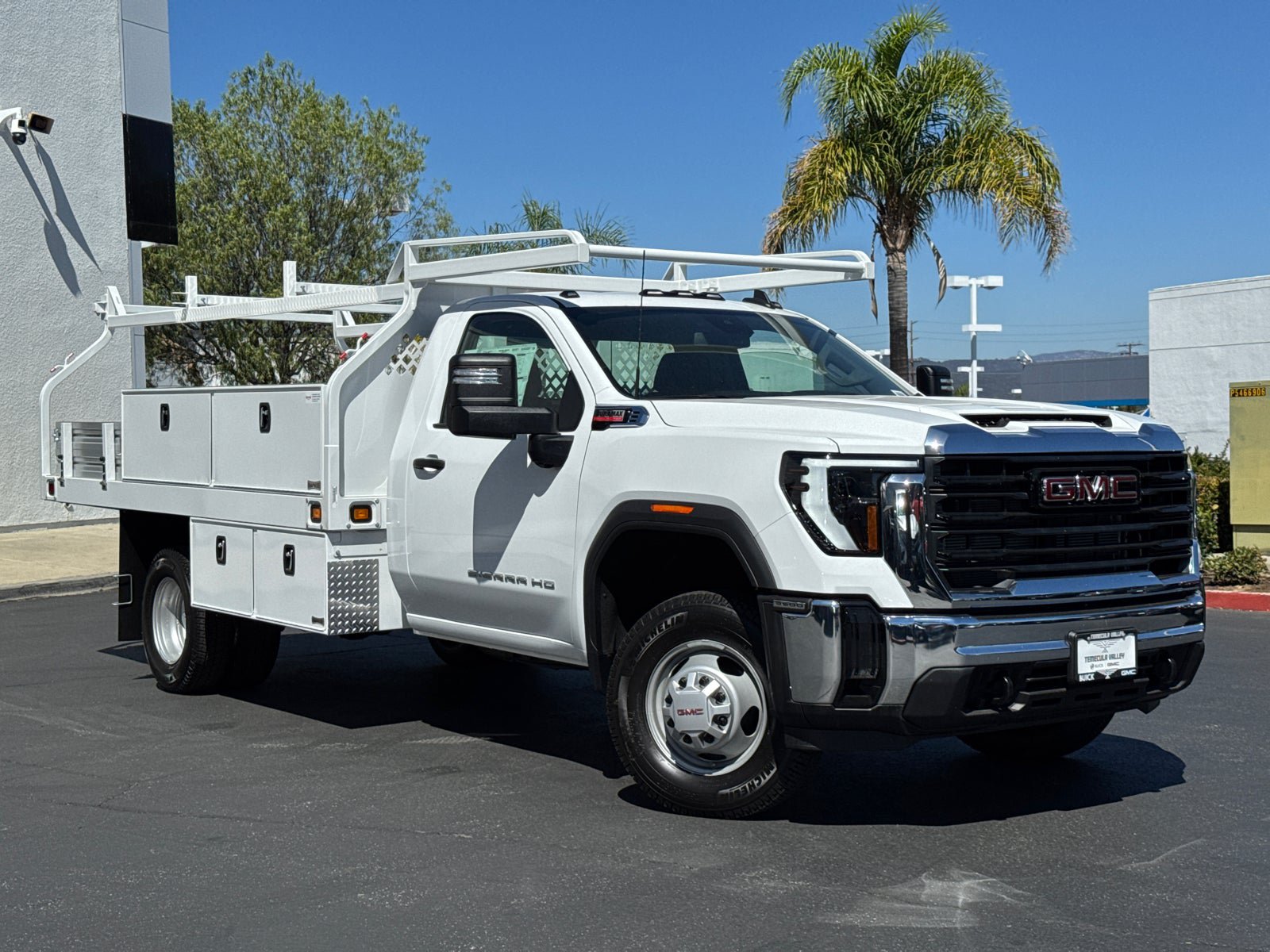 New 2025 GMC Sierra 3500 Pro w/ Fleet Convenience Package AWD/4WD image 3