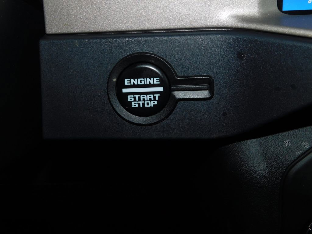 Used 2025 Ford Bronco Outer Banks image 33