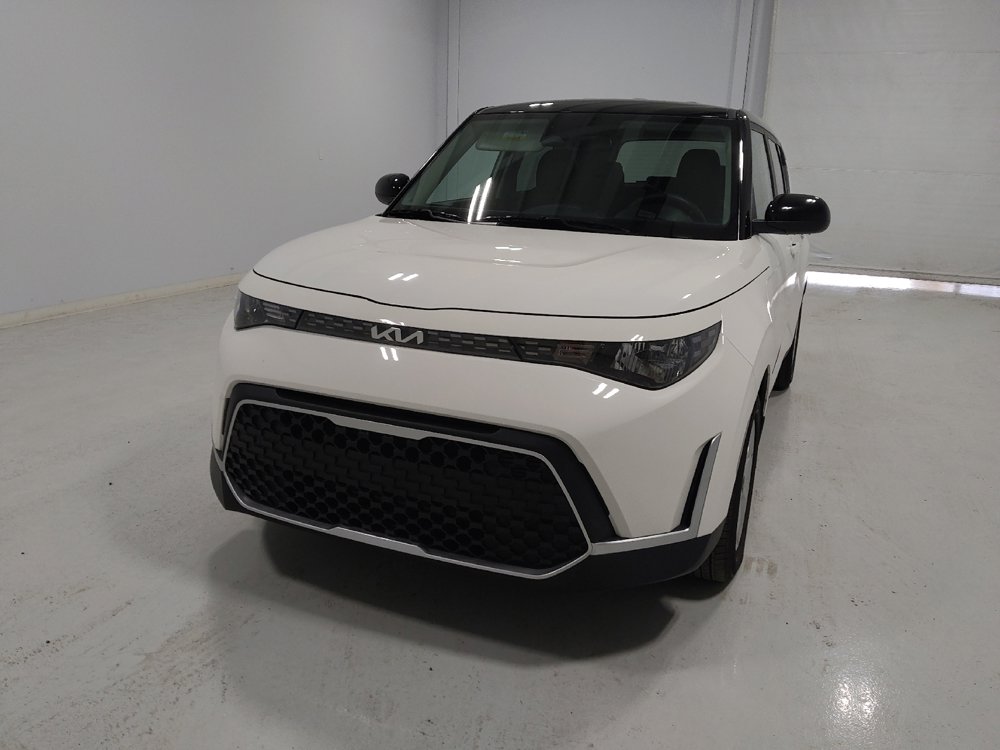 Used 2025 Kia Soul S image 15