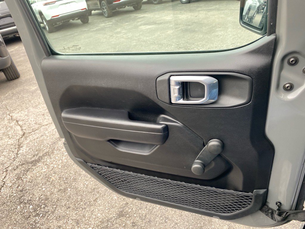 Used 2021 Jeep Wrangler Unlimited Sport image 20