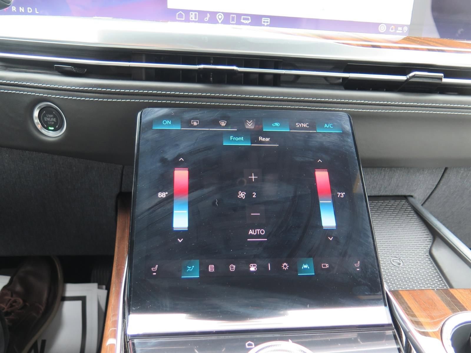 New 2026 Cadillac Escalade Platinum Luxury w/ LPO, Floor Liner Package image 15