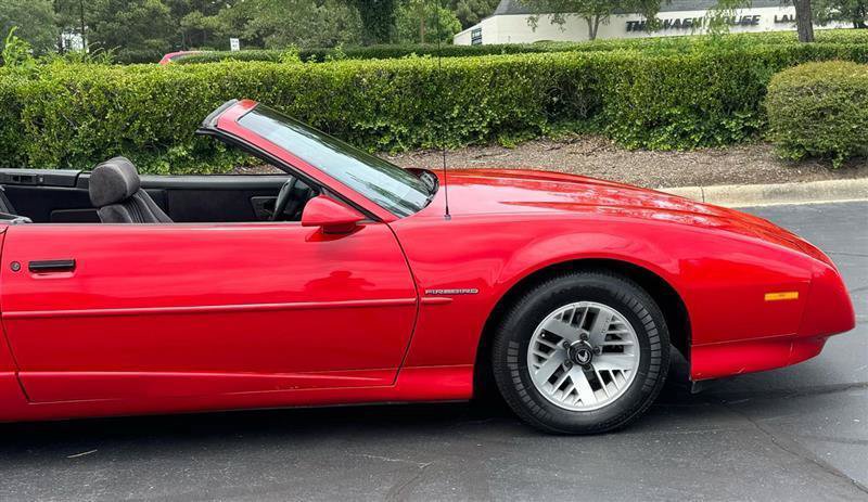 Used 1992 Pontiac Firebird Convertible RWD image 8