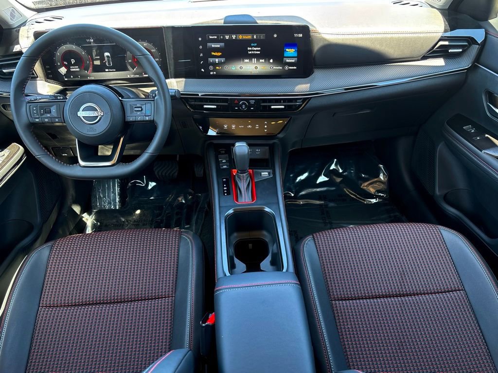 New 2025 Nissan Kicks SR image 16