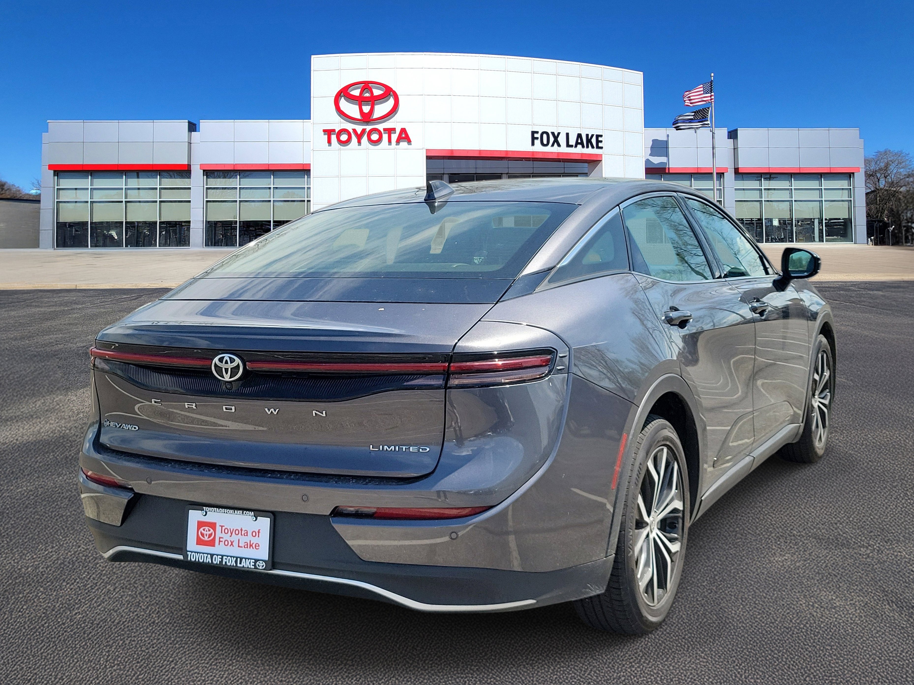 Used 2024 Toyota Crown Limited image 4