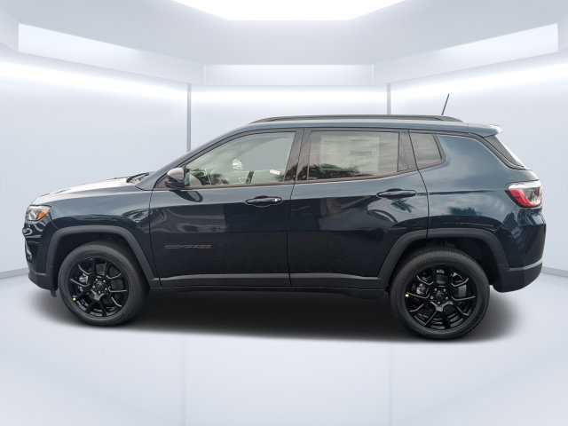 New 2026 Jeep Compass Latitude AWD/4WD image 6