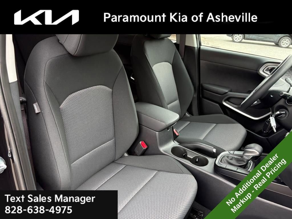 New 2025 Kia Soul LX w/ LX Technology Package image 17