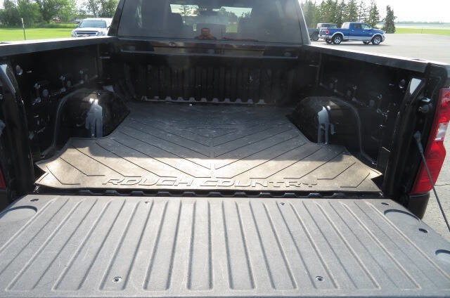 Used 2019 Chevrolet Silverado 1500 LT w/ All-Star Edition image 10