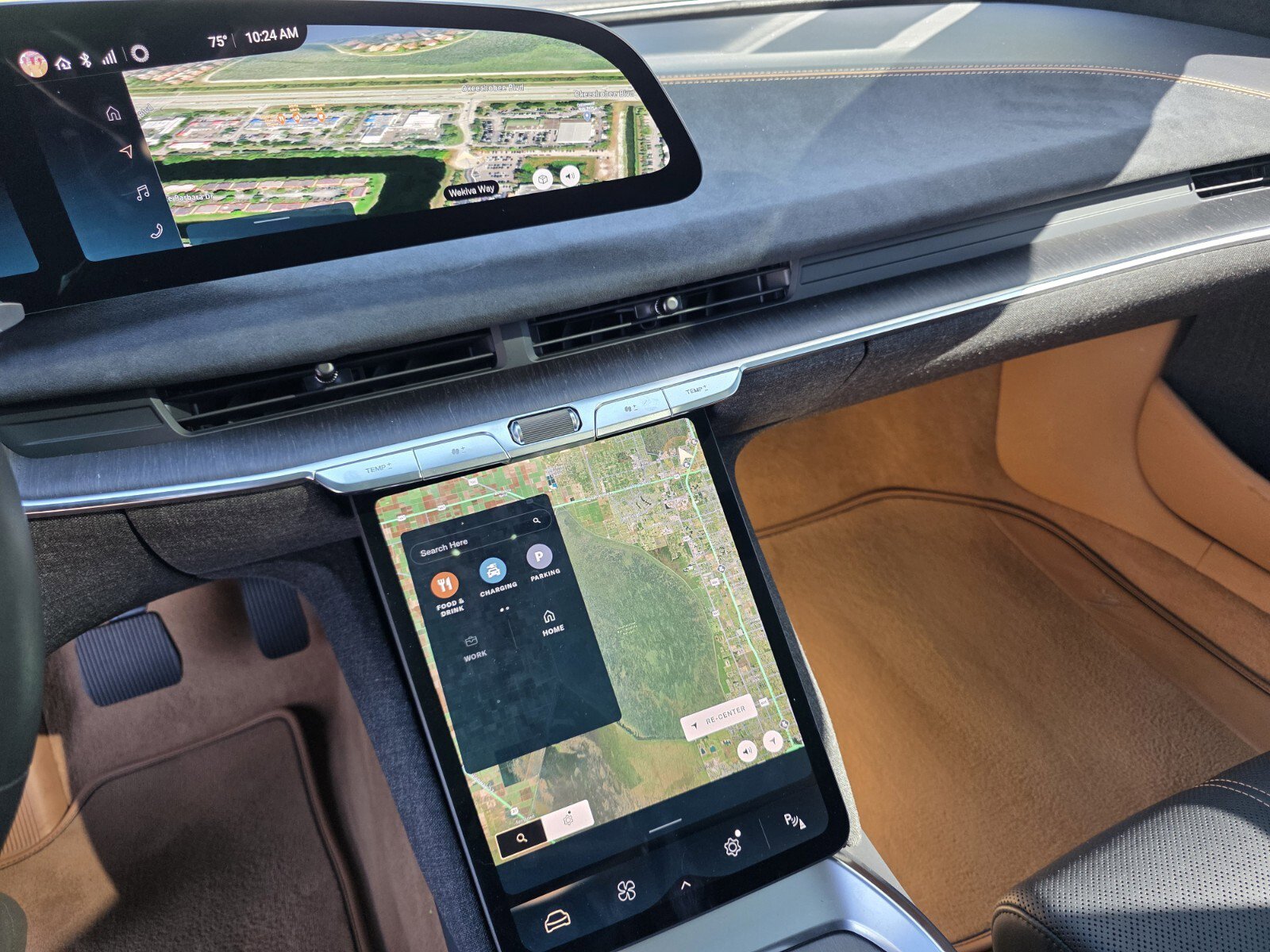 Used 2022 Lucid Air Grand Touring image 24