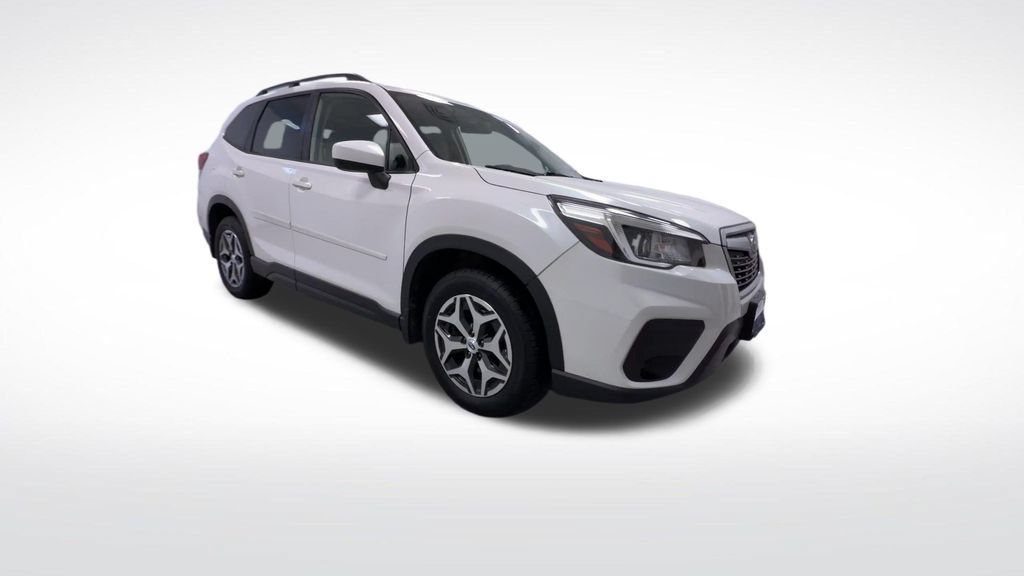 Used 2020 Subaru Forester Premium AWD/4WD image 2