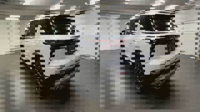 New 2026 Chevrolet Traverse Z71 w/ Driver Confidence Package image 7