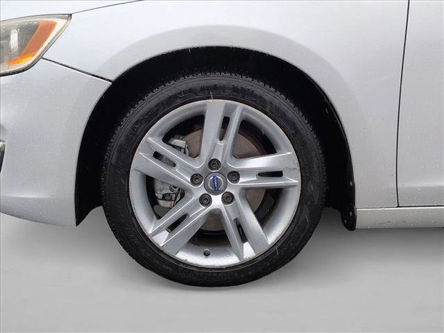 Used 2015 Volvo V60 T5 Premier w/ Protection Package image 24