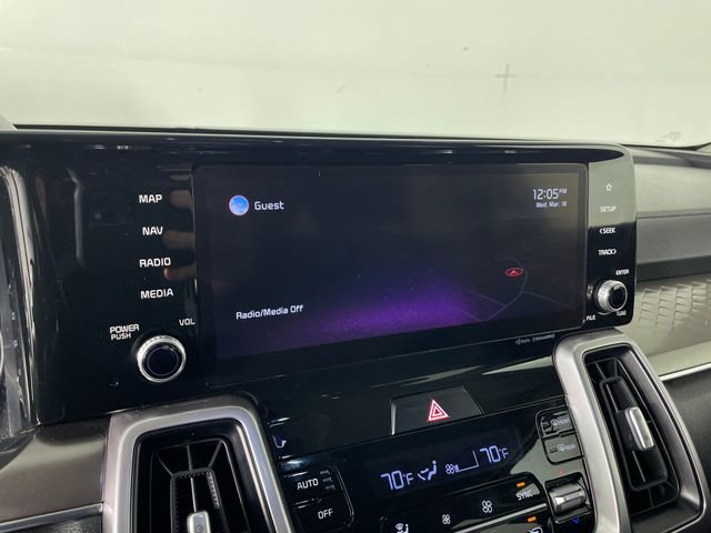 Certified 2022 Kia Sorento EX w/ Panoramic Sunroof Package image 7