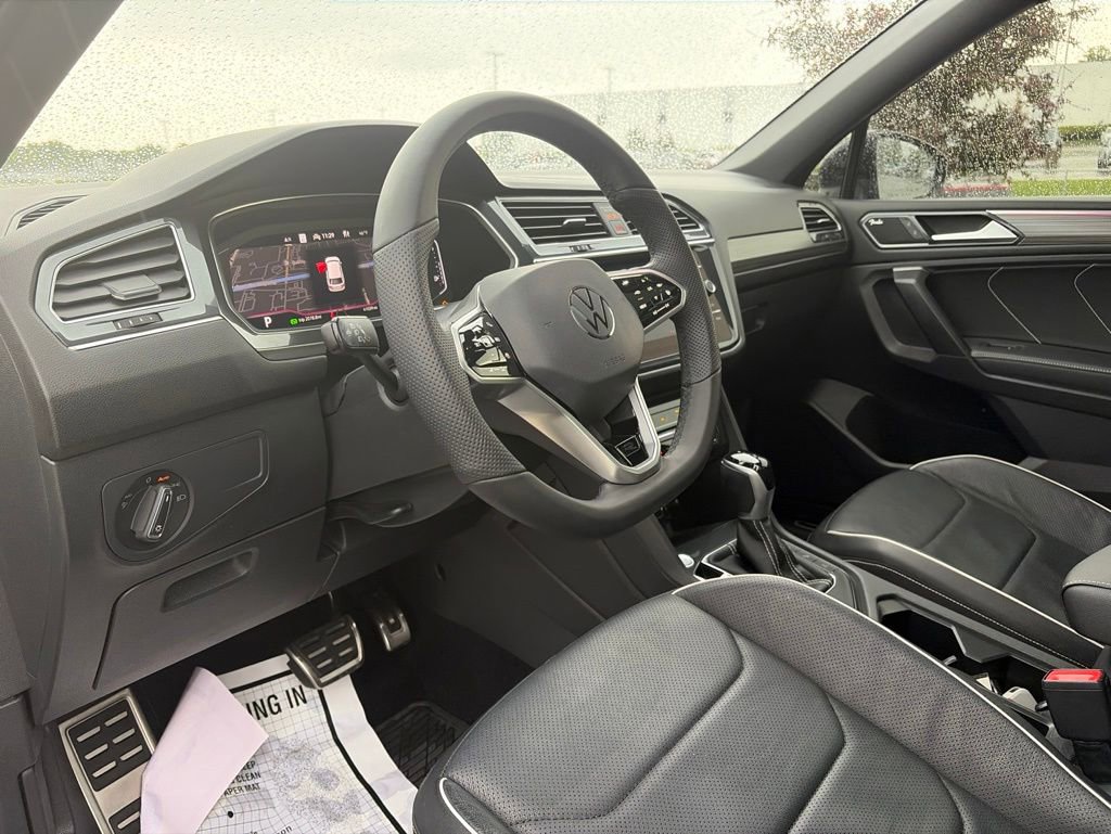 Used 2022 Volkswagen Tiguan SEL R-Line AWD/4WD image 54