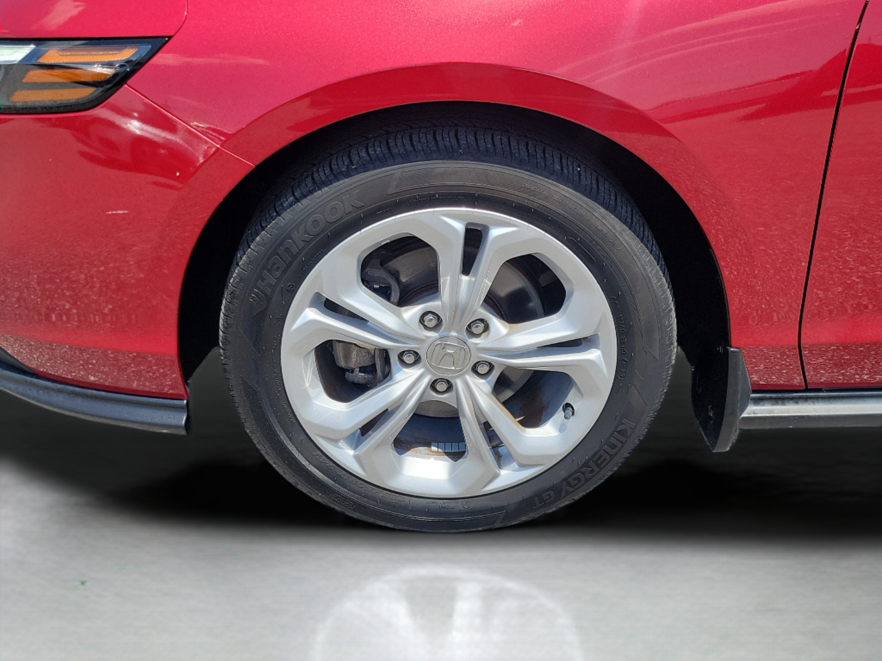 Used 2024 Honda Accord LX image 32