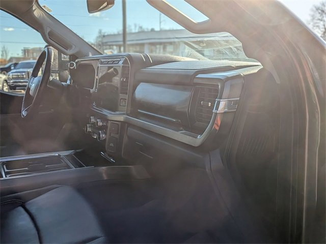 Used 2023 Ford F250 Lariat w/ Lariat Ultimate Package image 39