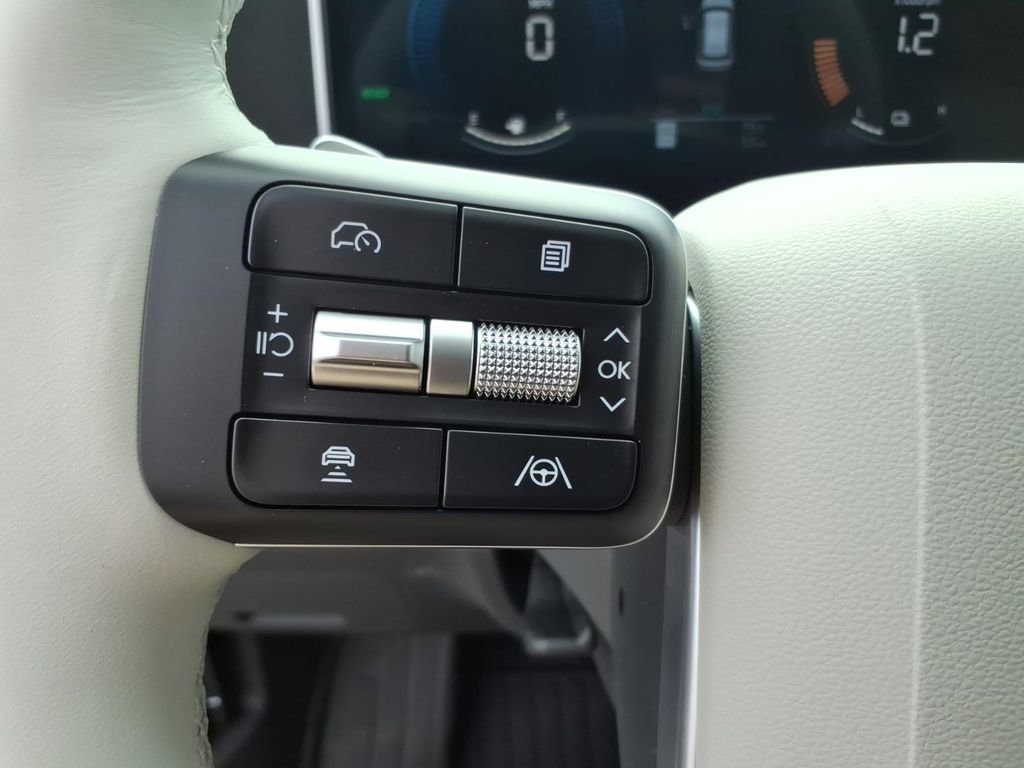 New 2026 Hyundai Santa Fe SE AWD/4WD image 18