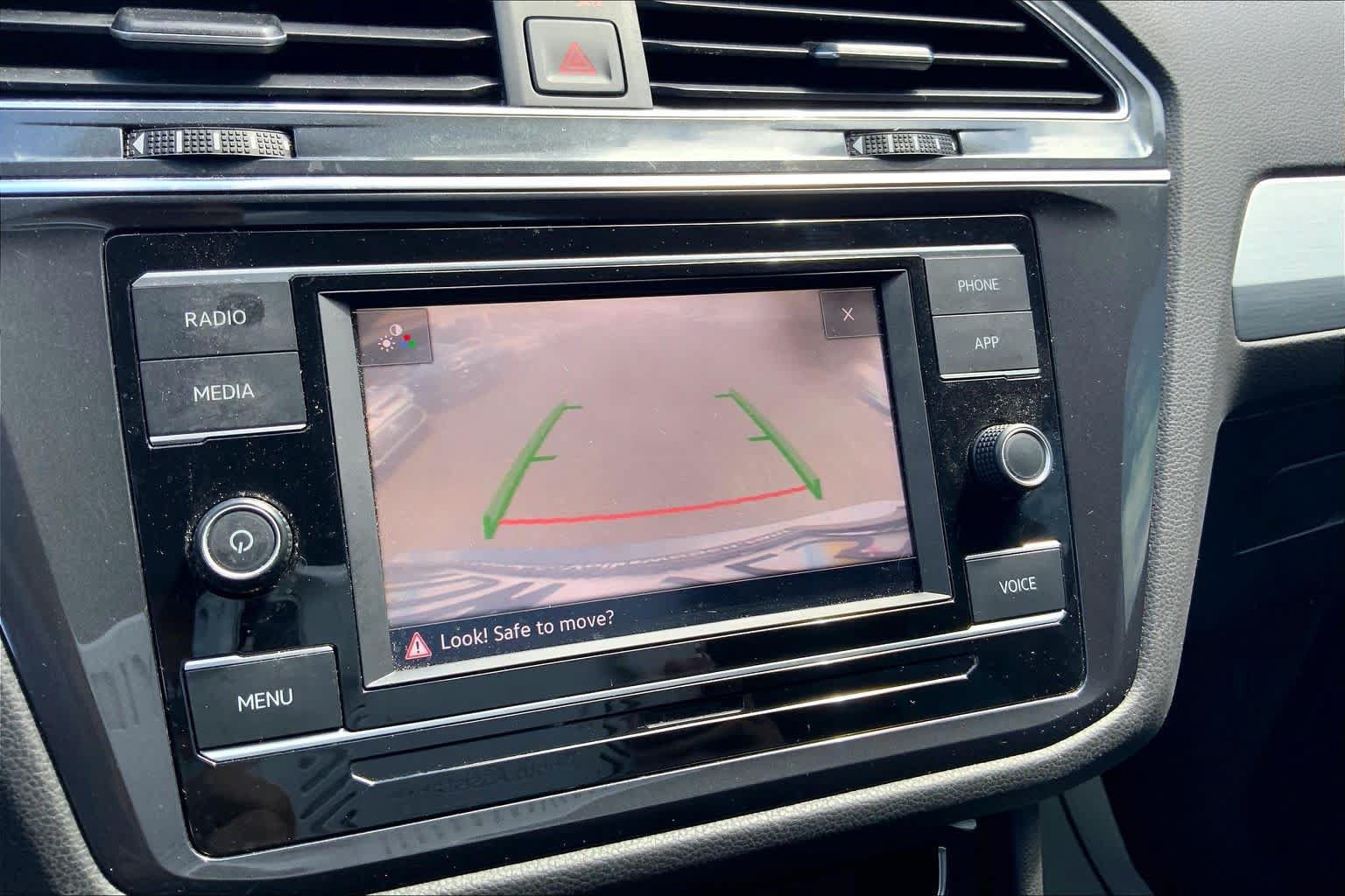 Used 2021 Volkswagen Tiguan S FWD image 26