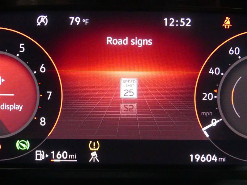 Used 2024 Volkswagen GTI SE FWD image 34