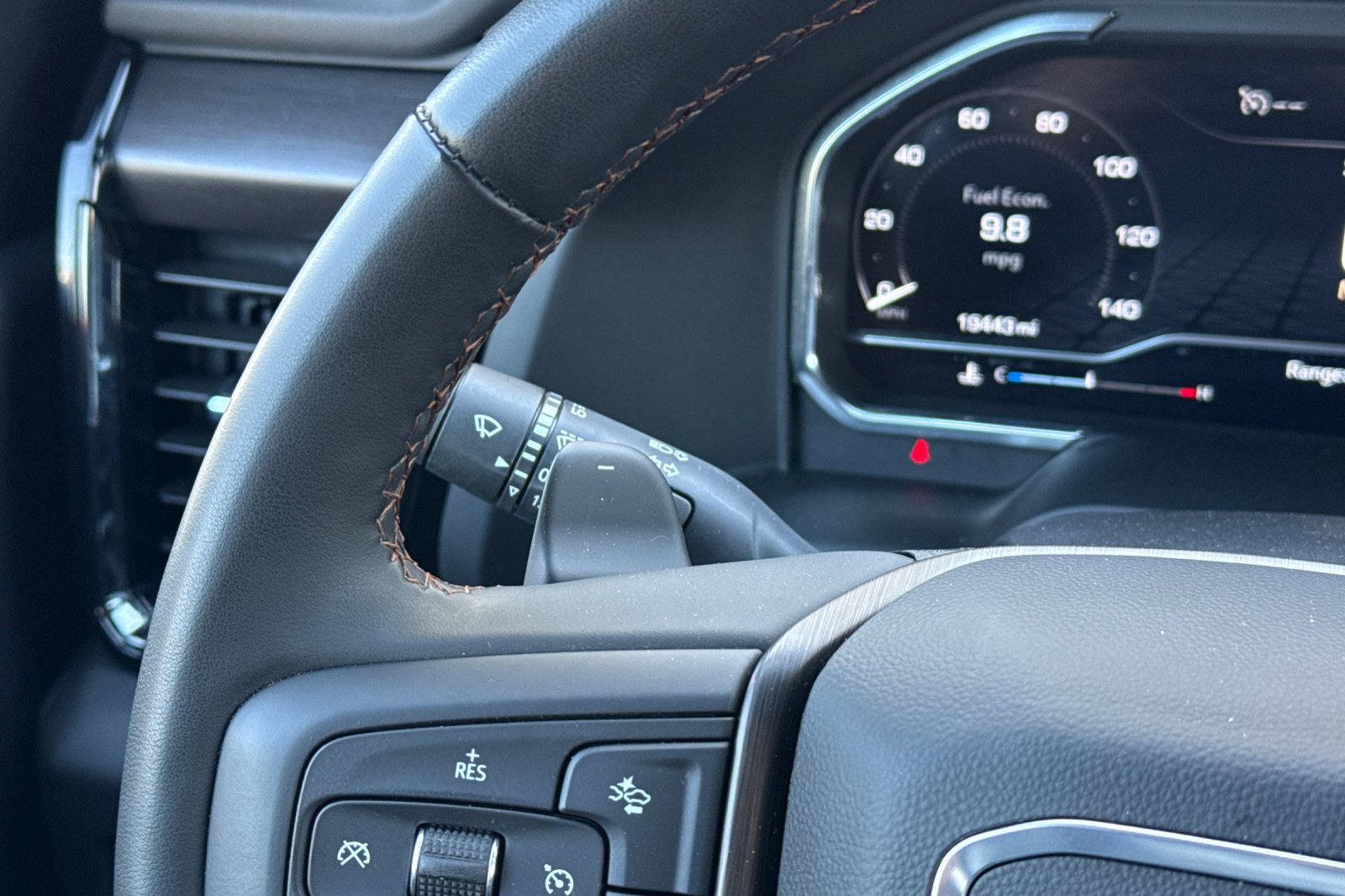 Used 2025 GMC Sierra 1500 AT4 AWD/4WD image 32