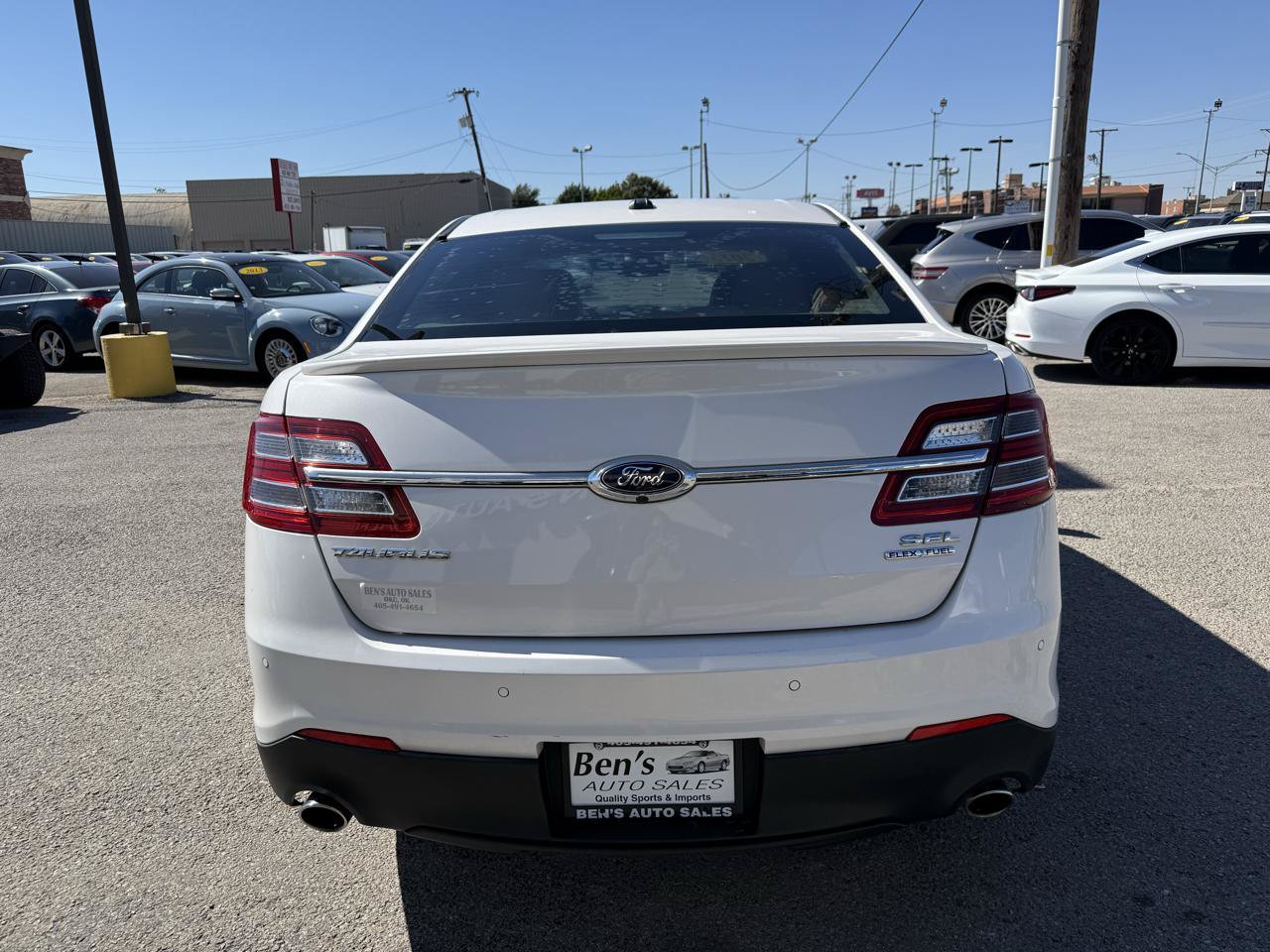 Used 2015 Ford Taurus SEL w/ Equipment Group 201A FWD image 7