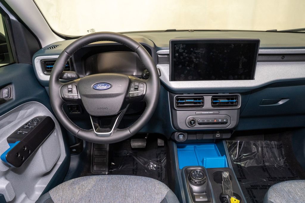 Used 2025 Ford Maverick XLT w/ XLT Luxury Package image 6