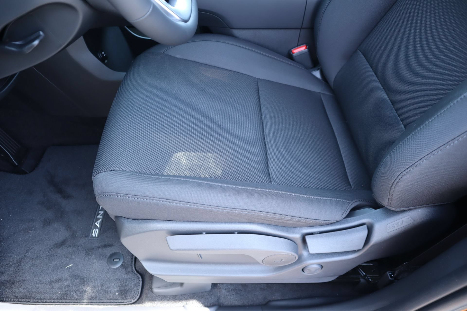 New 2027 Hyundai Santa Fe SE FWD image 16