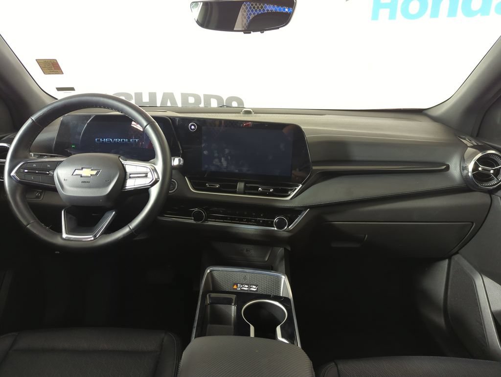 Used 2025 Chevrolet Equinox LT w/ Convenience Package II FWD image 10