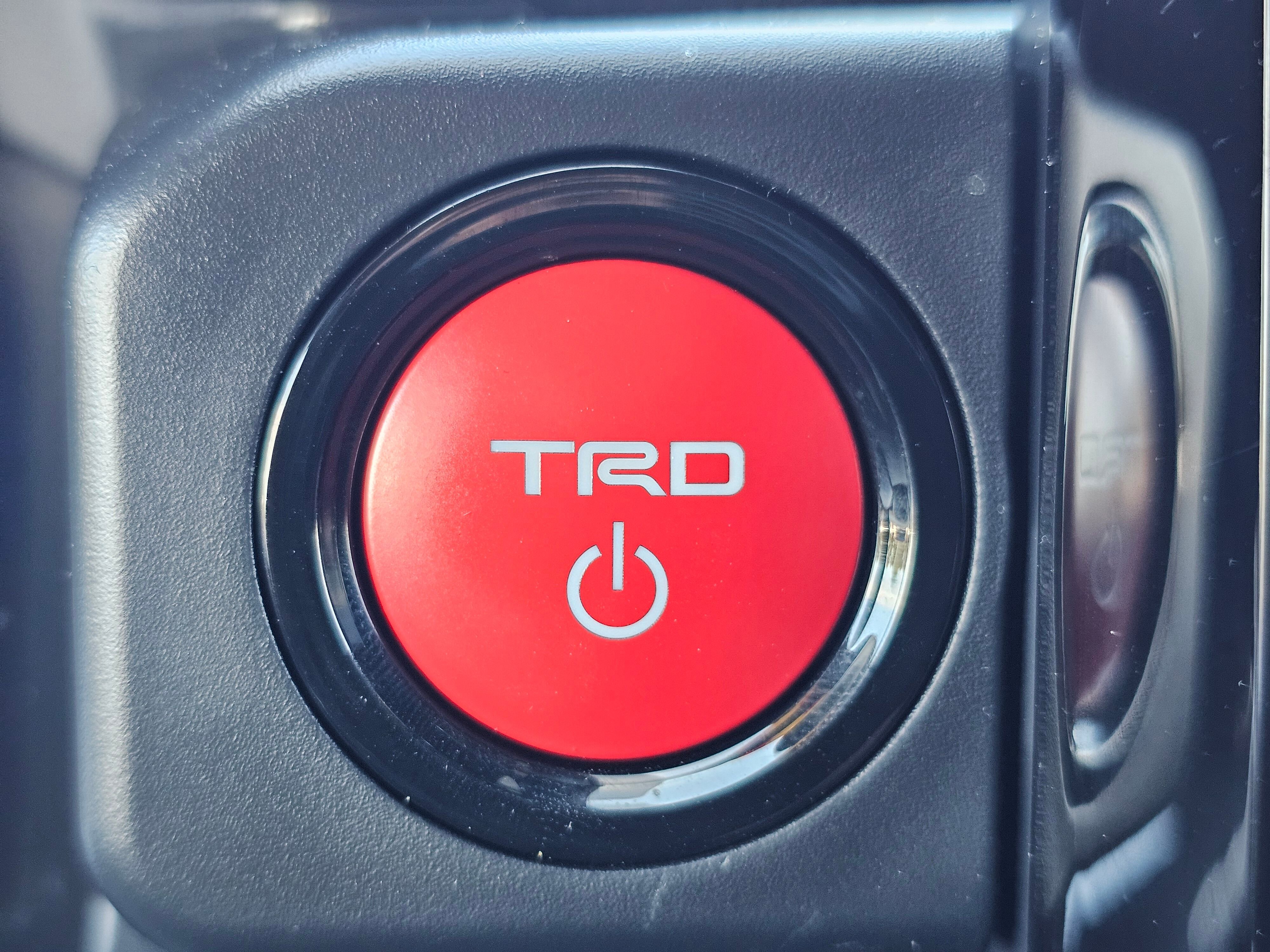 Used 2024 Toyota Tacoma TRD Off-Road AWD/4WD image 56