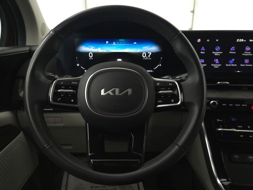Used 2024 Kia Carnival SX image 22