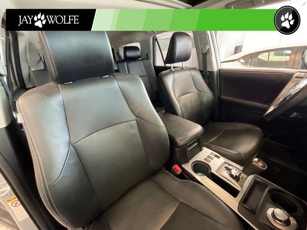 Used 2016 Toyota 4Runner Limited AWD/4WD image 19