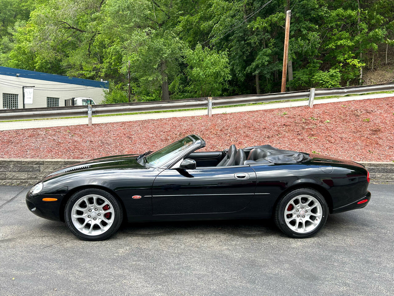 Used 2000 Jaguar XK8 Convertible image 4