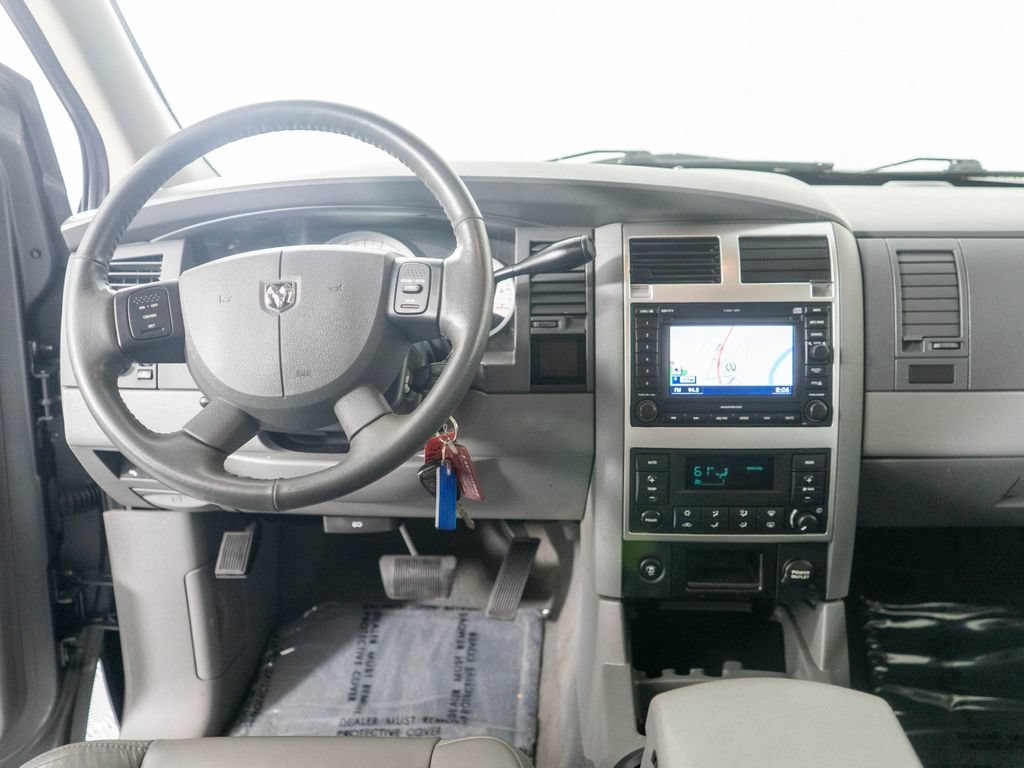 Used 2005 Dodge Durango Limited w/ Trailer Tow Group RWD image 12