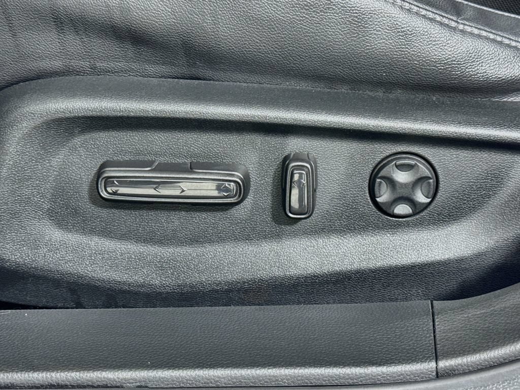 Used 2019 Honda Accord EX-L image 18