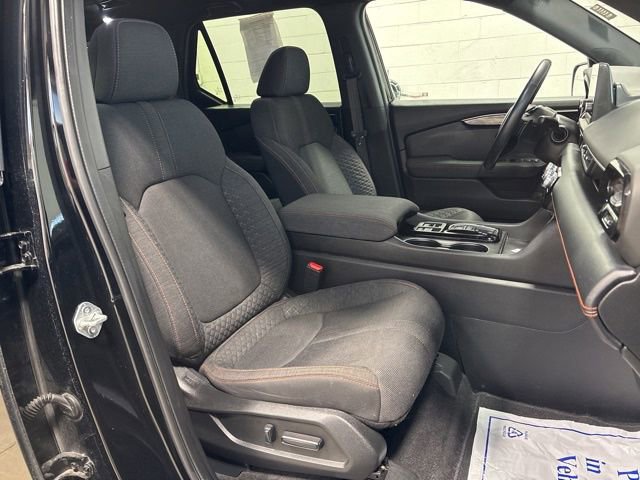Certified 2025 Honda Pilot Sport image 12
