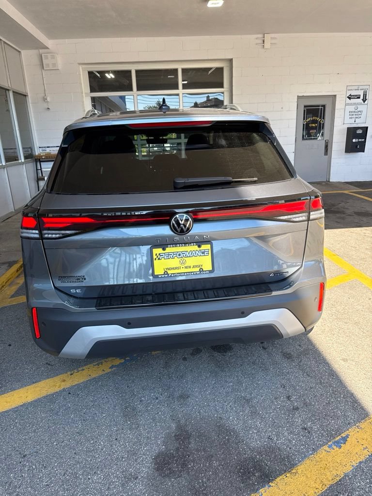 New 2026 Volkswagen Tiguan SE AWD/4WD image 13