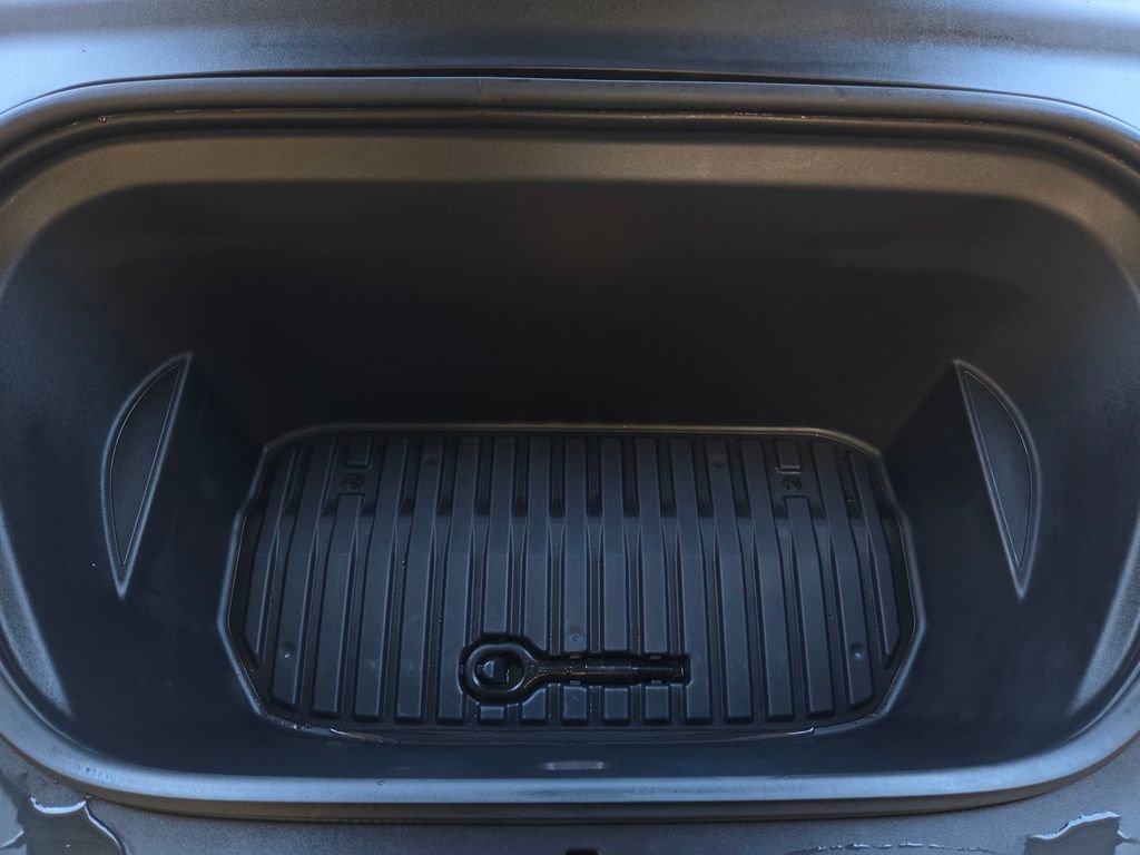 Used 2023 Tesla Model Y Long Range image 26