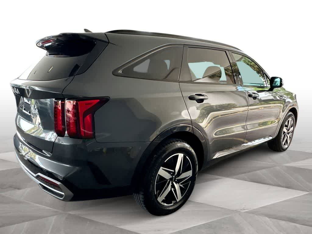 Certified 2023 Kia Sorento S FWD image 8